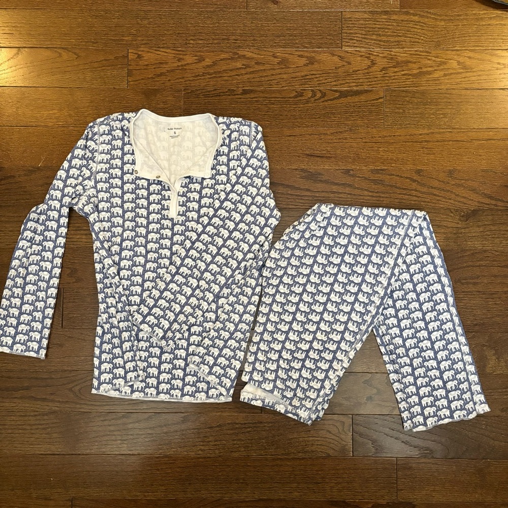 Roller Rabbit Elephant Pajama Set Size: Small